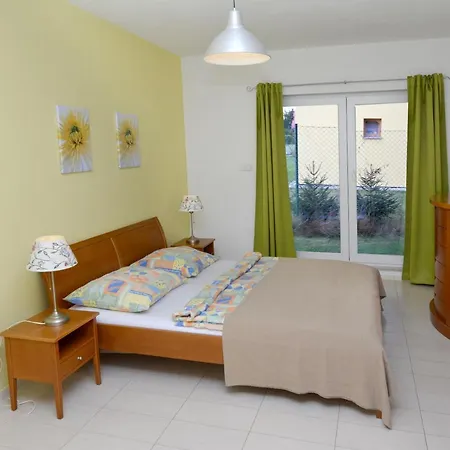 Spacious House With Enclosed Garden In